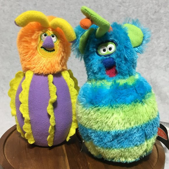 Melissa and Doug Monster Bowling Soft Plush Indoor Game 6 Pins 1 Ball - Picture 9 of 11